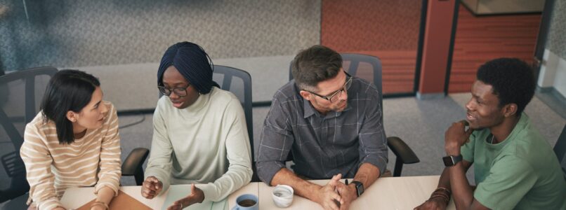 employees working together at table