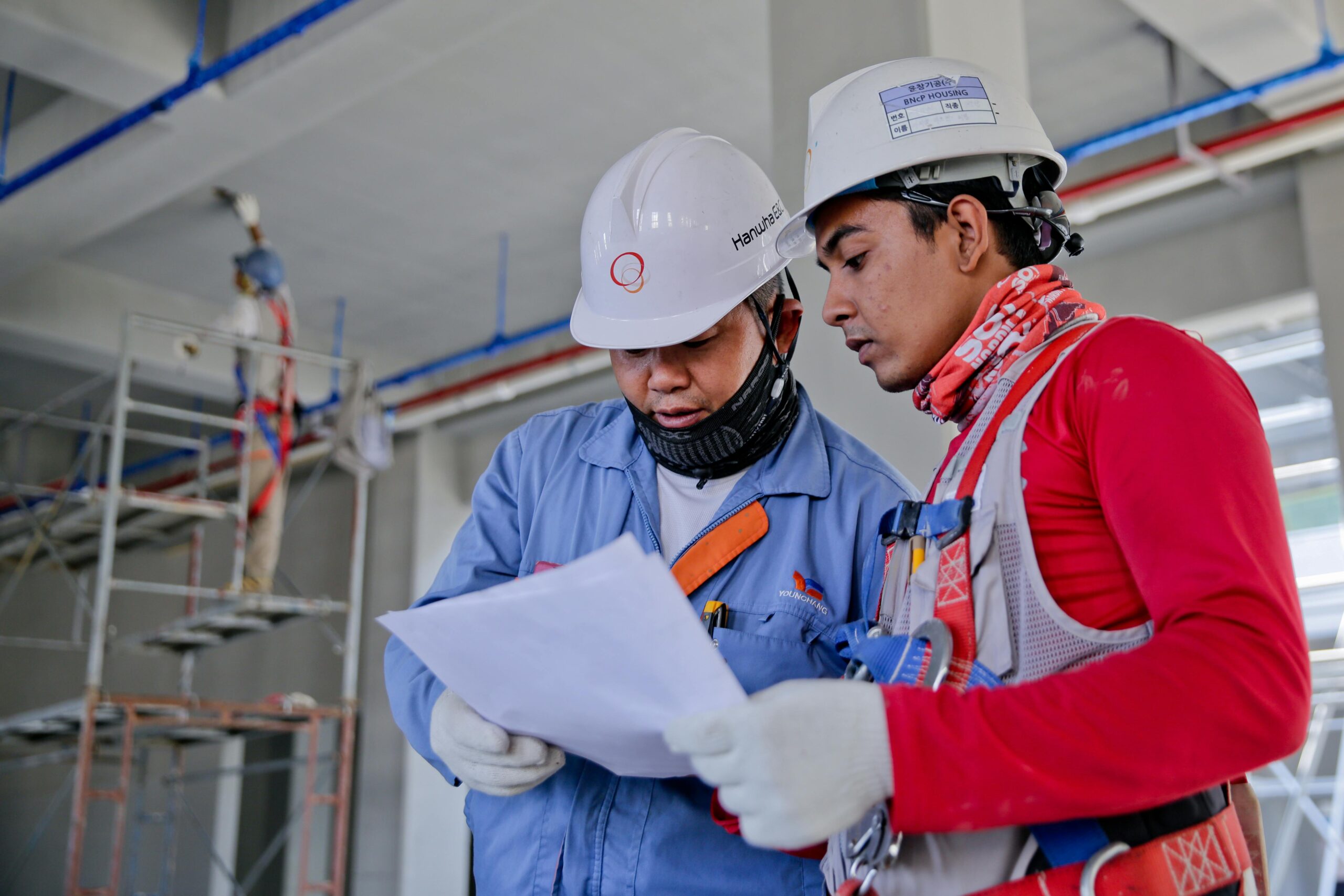 Staffing Compliance in Slade Bids Guide for Contractors